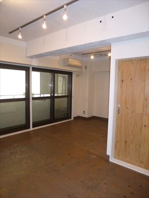 ざっくりと仕上げたお部屋 賃貸物件のリフォーム ざっくりと仕上げたお部屋 賃貸物件のリフォーム